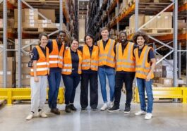 Warehouse Worker Is Urgently Needed In eTeam Canada